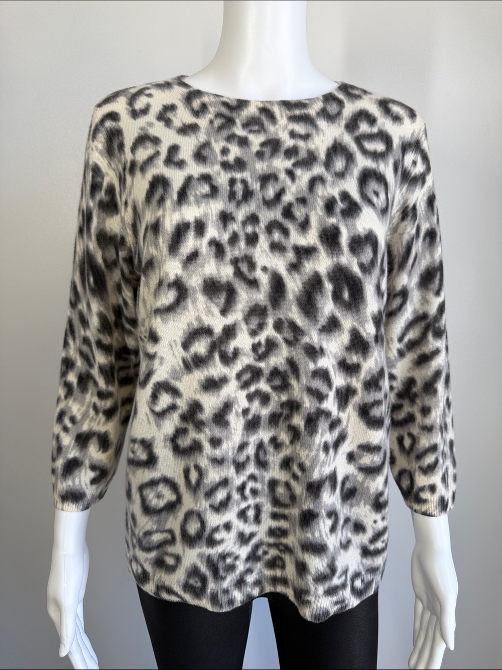 Talbots Pure Cashmere Leopard Print Sweater LP Ivory Black Animal